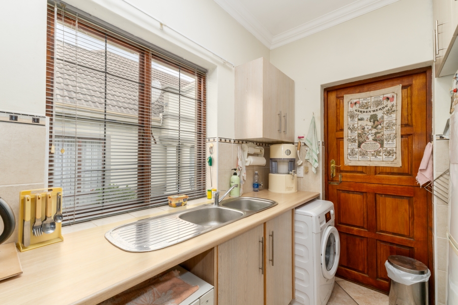 2 Bedroom Property for Sale in Blue Mountain Village Western Cape